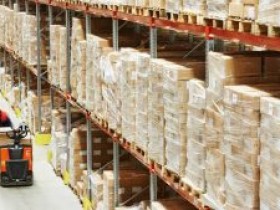 英国海外仓一件代发服务:跨境卖家的轻量化运营选择