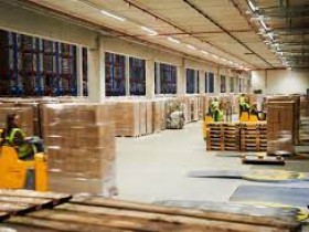 英国海外仓原箱中转都有什么费用?