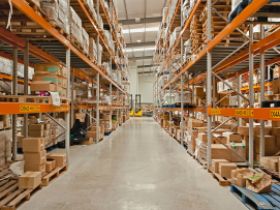 跨境电商跨国直邮太贵了!英国海外仓一件代发怎么收费啊?