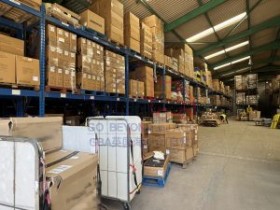 英国中转仓怎么收费?给各位介绍一下费用结构