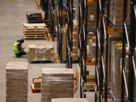 TikTok跨境电商节奏这么快,是不是更适合用海外仓来一件代发?