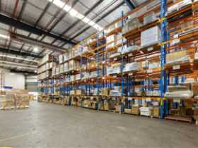 中小件普货卖家,到底适不适合使用英国海外仓一件代发?