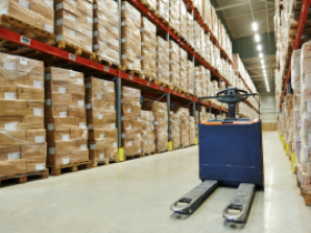 亚马逊跨境卖家需要移仓换标,怎么了解英国海外仓费用?