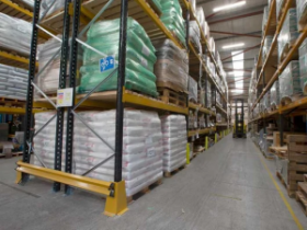 囤货太多卖不动?英国海外仓帮你盘活资金!