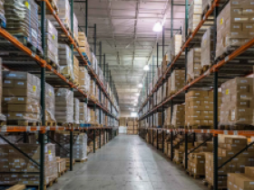 跨境旺季爆单的同时还爆雷?看英国海外仓如何帮你稳住销售高峰