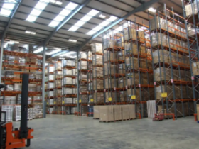 亚马逊的FBA仓库和第三方的自营海外仓有啥区别?怎么选?