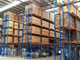 跨境物流新选择:海外仓一件代发VS国内直发怎么选