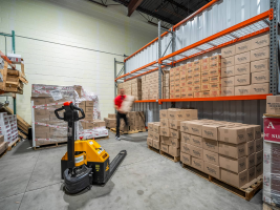 英国TikTok Shop卖爆高价品!海外仓一件代发费用与流程深度拆解