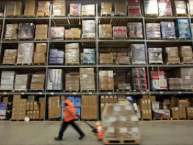 跨境卖家什么时候该布局海外仓?这份指南你收好