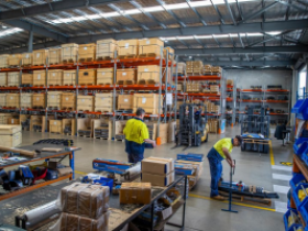 为什么很多英区亚马逊卖家喜欢FBA仓和英国海外仓混用?