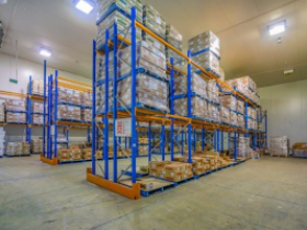 Temu平台销售绘图桌一类的小家具?认证英国海外仓助力出海!