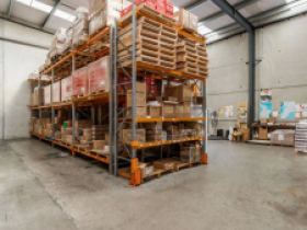 正规英国海外仓价格到底怎么看?拆开报价单给你说明白