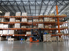 英国潮玩玩具品类好做吗?用英国海外仓代发是不是更好?