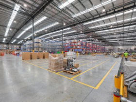 Temu 英国的户外用品卖家,是国内直发好还是海外仓代发好?