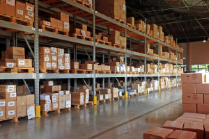 服装品类英国海外仓一件代发注意事项和优势