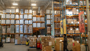 英国海外仓除了仓储和一件代发,还能提供哪些服务?