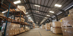 英国亚马逊卖家需要移仓换标服务,要找哪一家英国海外仓?