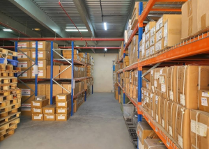 贴标换标太混乱?英国海外仓帮你全部搞定