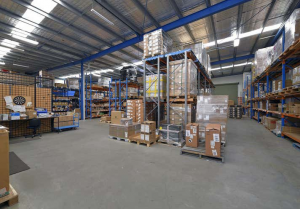 我想知道，跨境卖家选英国海外仓一般要注意什么？