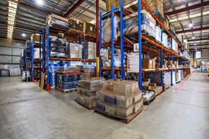 亚马逊贴标新规倒计时！英国海外仓成卖家“救命稻草”