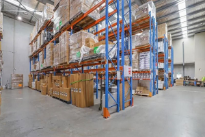 英国FBA中转和FBA换标贴标，哪个英国海外仓更值得选？