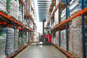 耳机这类电子产品,找英国海外仓一件代发有没有什么要注意的?