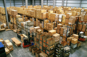 英国海外仓一个月多少钱？跨境卖家海外仓使用成本详解