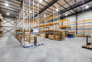 发产品去亚马逊英国站需要粘贴什么标签,英国海外仓能搞定吗?