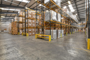 当“快时尚”遇上“慢监管”:英国服装卖家的合规警钟已敲响