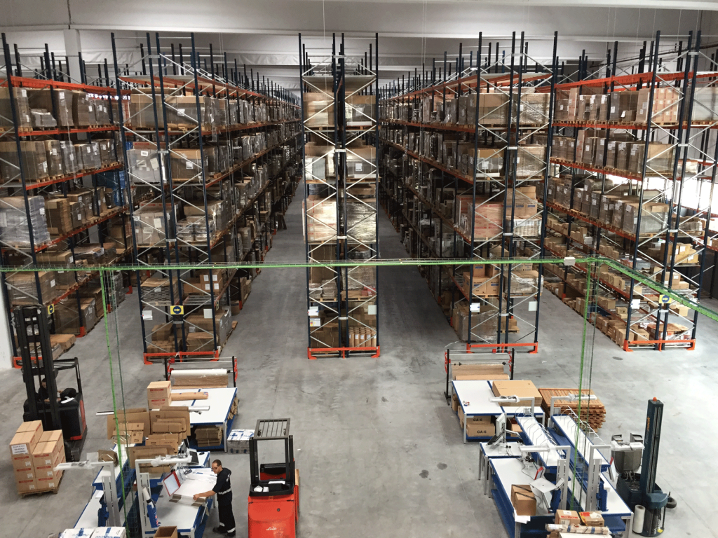 TikTokShop玩具礼品怎么卖英国？英国自营海外仓帮你搞定本土履约