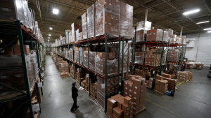 Temu中大件家具品类能不能用Temu认证英国海外仓代发?